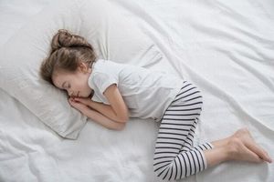Дитяча піжама як одяг для сну і для дому